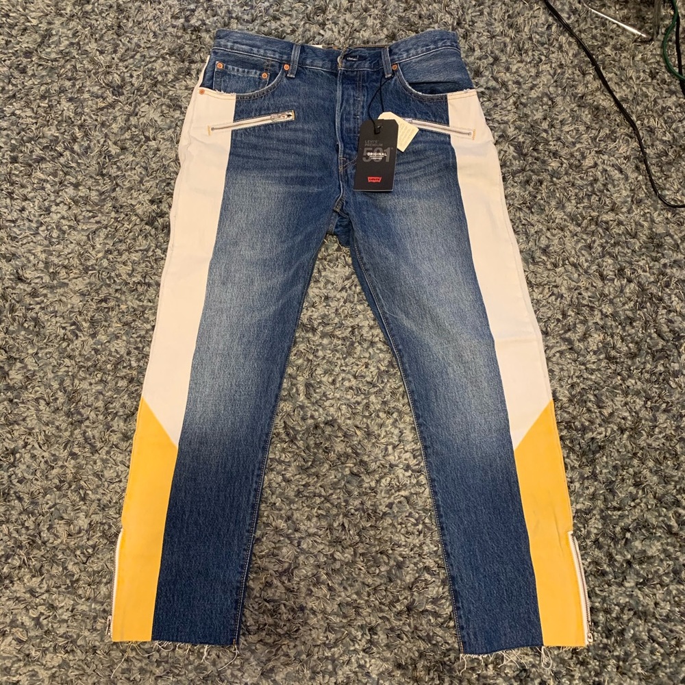 Levi’s 501 31 x 28 color block cropped jeans NWT